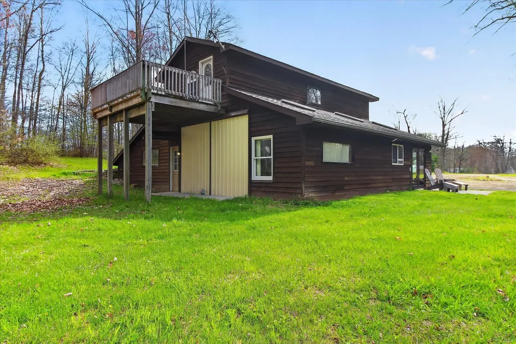 17099 Sierra Drive Colfax Township MI 49307