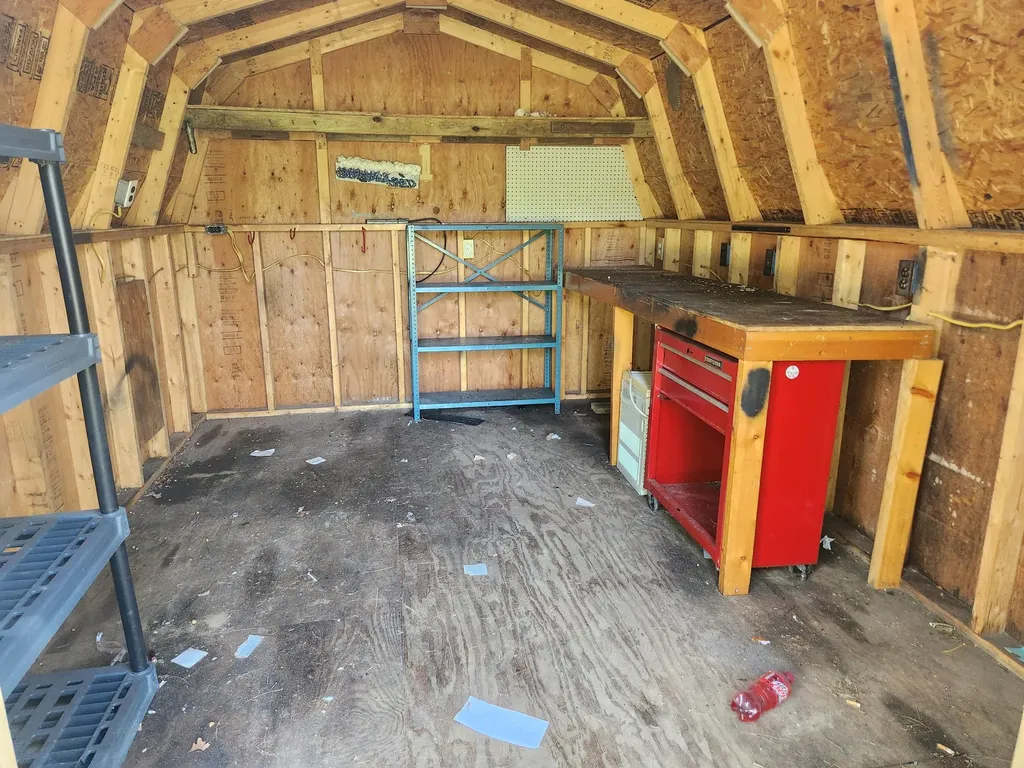 8253 S Washington Avenue Pleasant Plains Township MI 49304