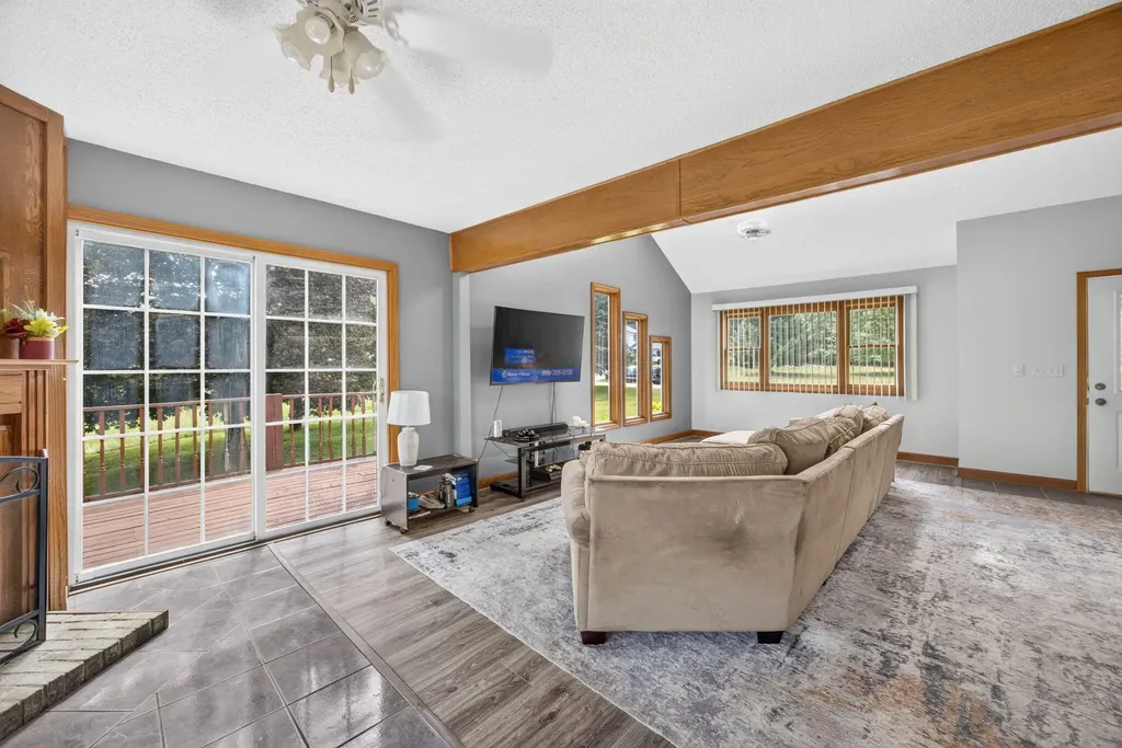 11520 N Lookout Ridge Morton Township MI 49346