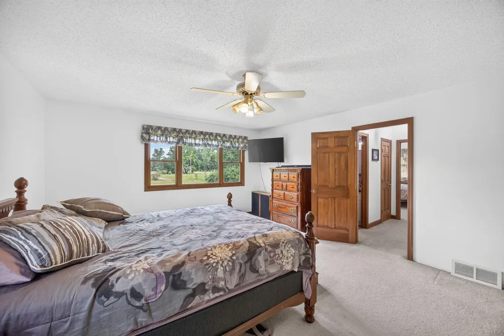 11520 N Lookout Ridge Morton Township MI 49346