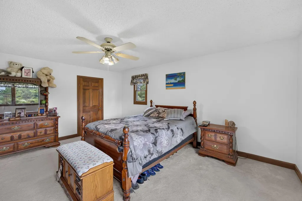 11520 N Lookout Ridge Morton Township MI 49346