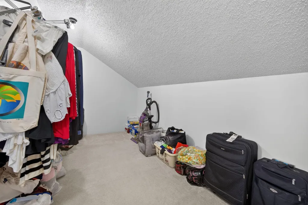 11520 N Lookout Ridge Morton Township MI 49346