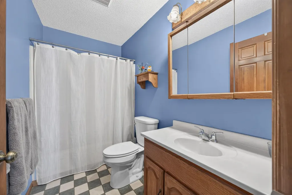 11520 N Lookout Ridge Morton Township MI 49346