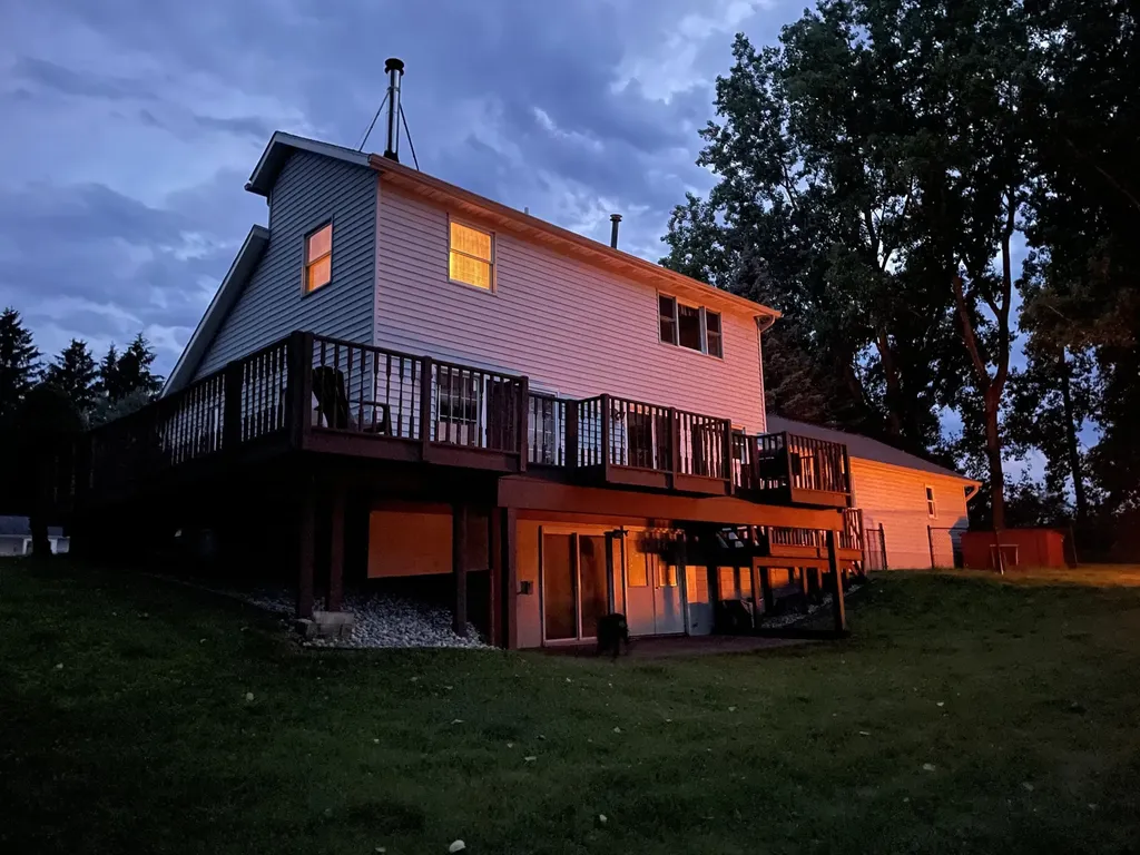11520 N Lookout Ridge Morton Township MI 49346