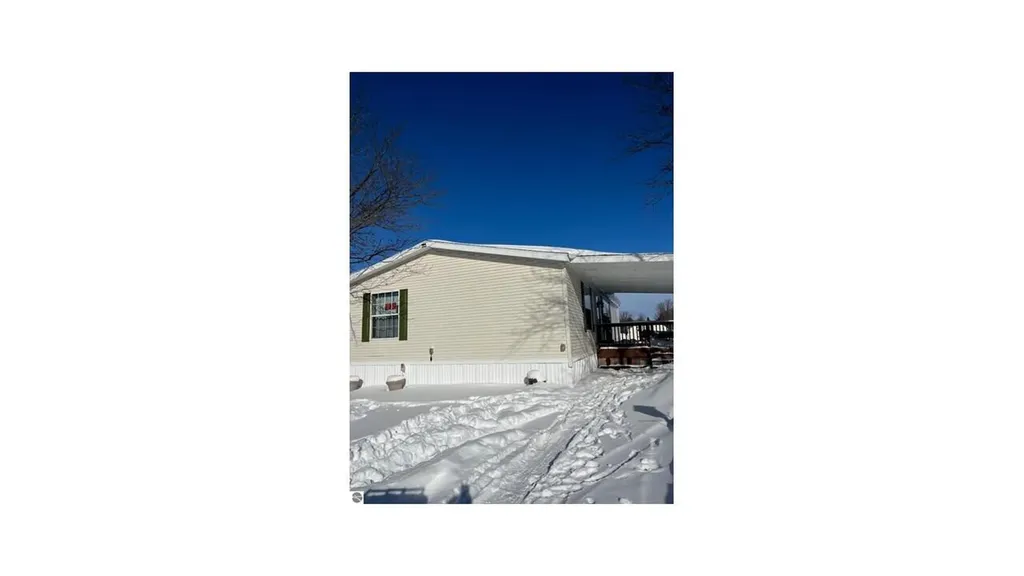 388 Fairway Drive Cadillac City MI 49601