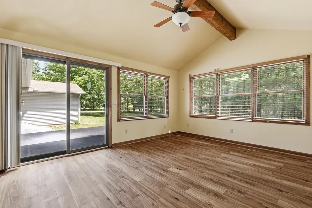 10037 Peppermill Lane Morton Township MI 49346