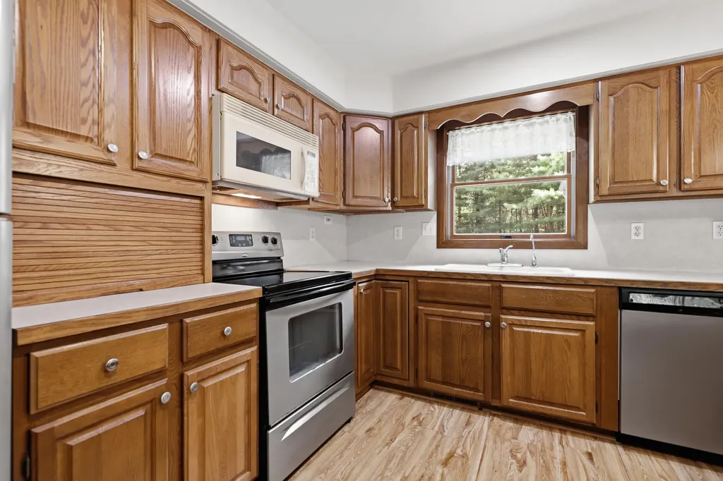 10037 Peppermill Lane Morton Township MI 49346
