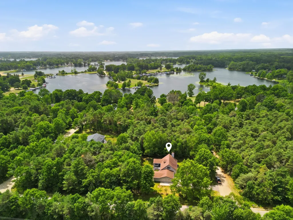 10037 Peppermill Lane Morton Township MI 49346