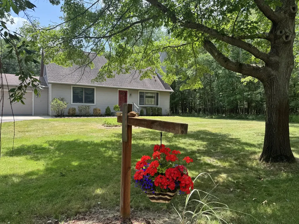 10037 Peppermill Lane Morton Township MI 49346