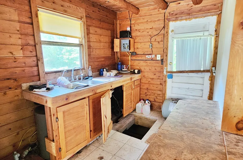 5641 N Oak Avenue Monroe Township MI 49349
