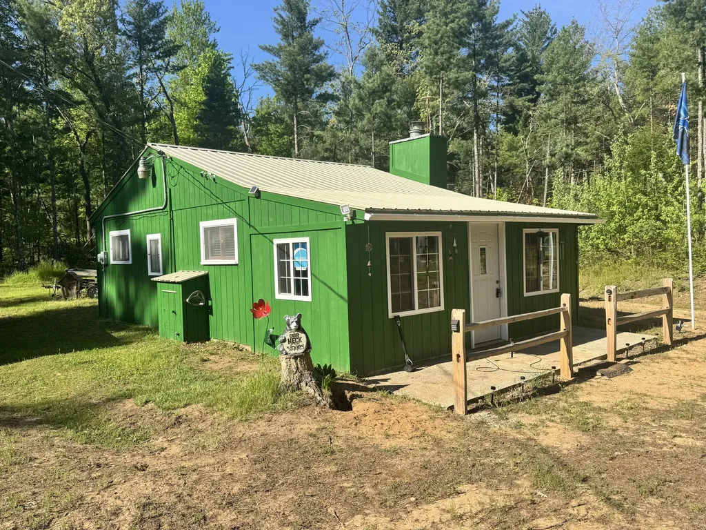 8338 E Wilderness Trail Goodwell Township MI 49349