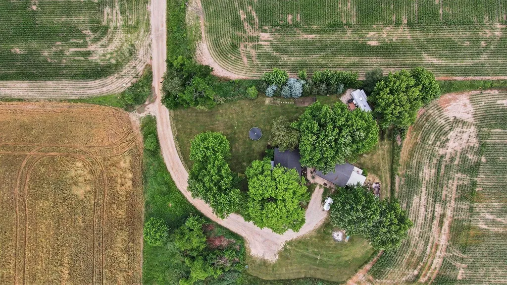 3428 S Comstock Avenue Dayton Township MI 49412