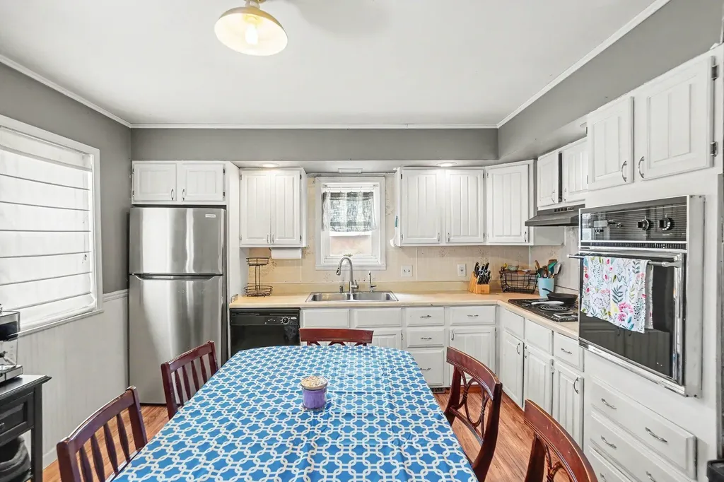 3428 S Comstock Avenue Dayton Township MI 49412