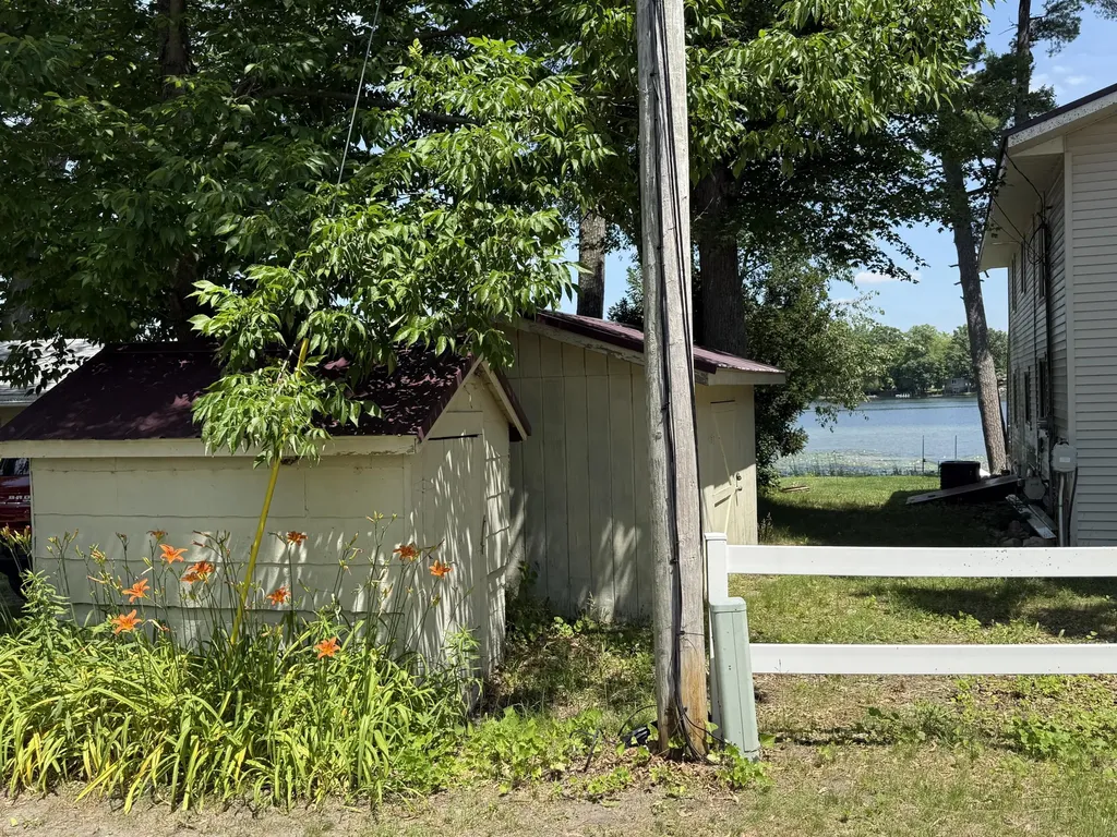 141 S Beechwood Drive SW Sidney Township MI 48888
