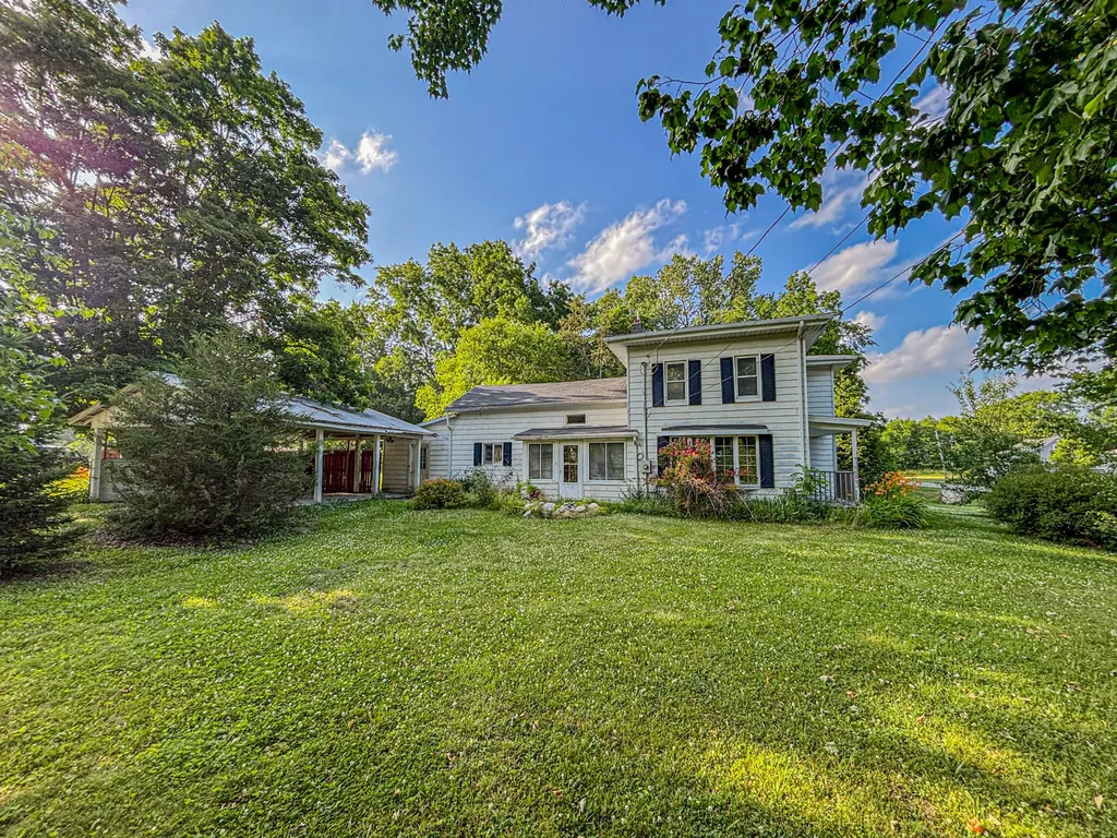 136 Sturgis Street Hubbardston Village MI 48845