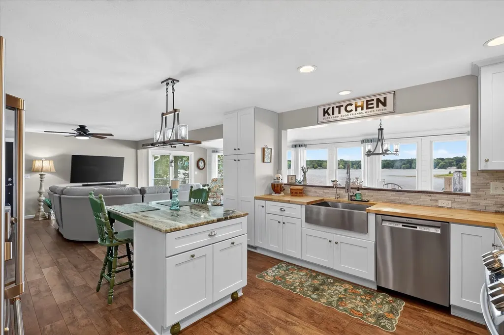 1630 S Colonel Point Crystal Township MI 48818