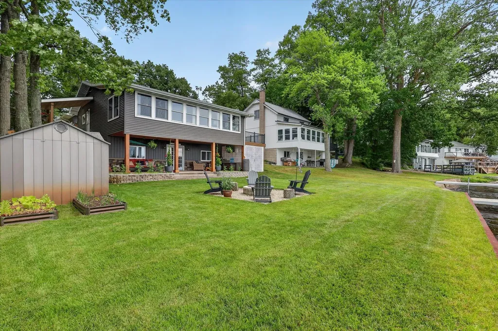 1630 S Colonel Point Crystal Township MI 48818