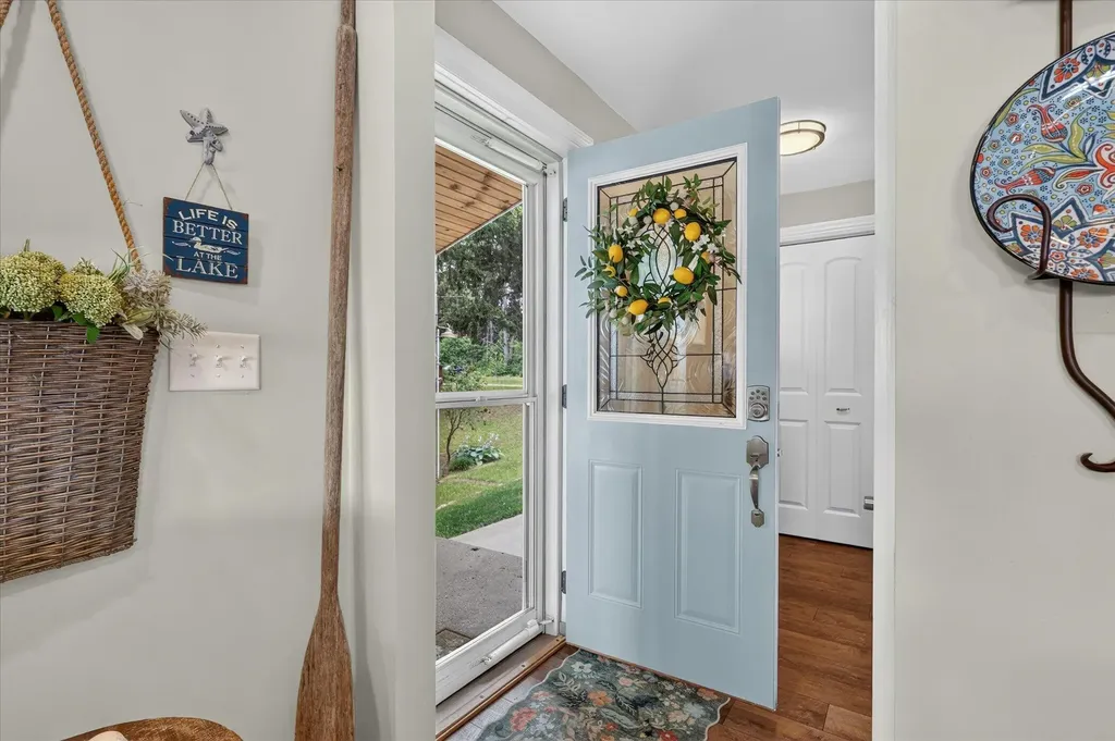 1630 S Colonel Point Crystal Township MI 48818