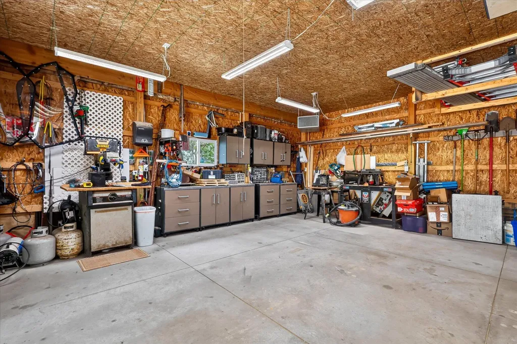 1630 S Colonel Point Crystal Township MI 48818