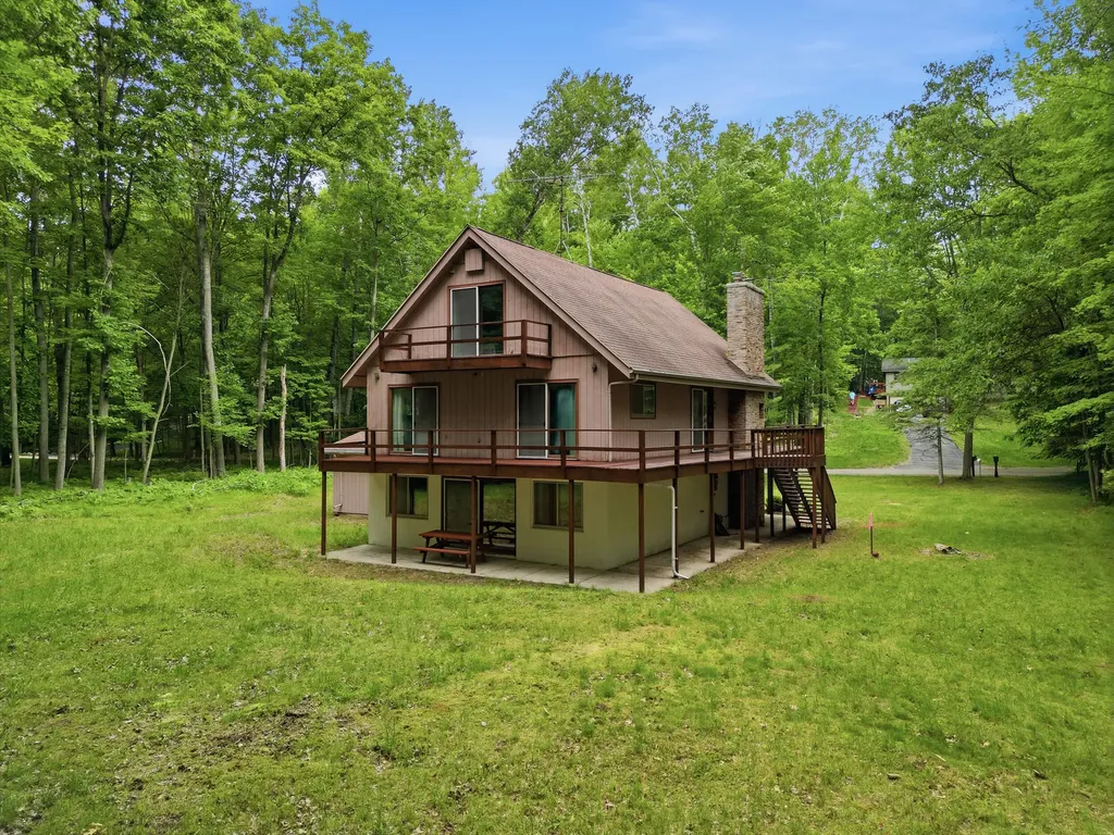 9352 W Circle Drive Morton Township MI 49346