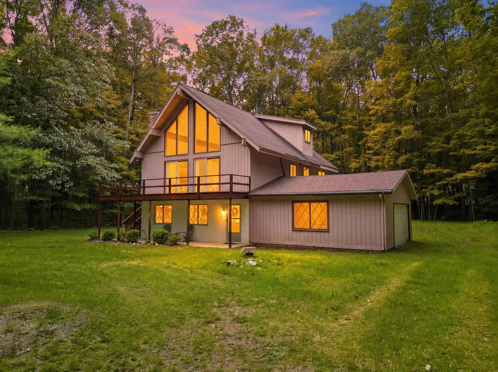 9352 W Circle Drive Morton Township MI 49346