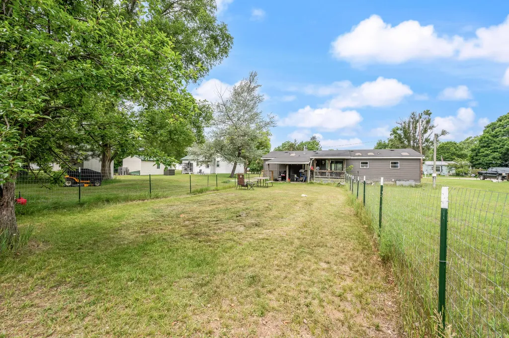 1012 Henderson Street Big Rapids Charter Township MI 49307