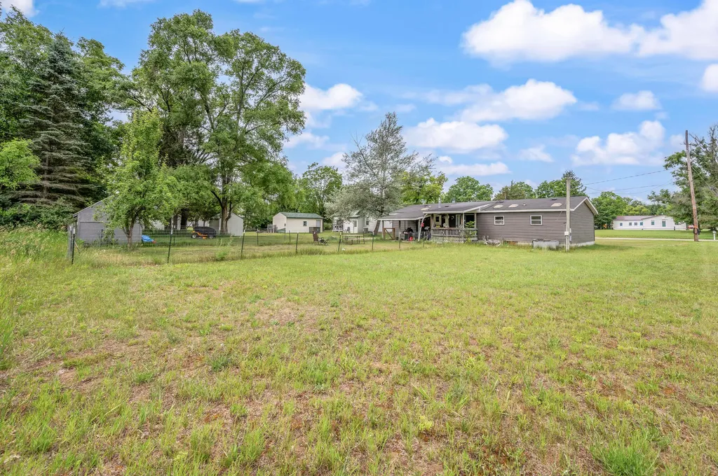 1012 Henderson Street Big Rapids Charter Township MI 49307