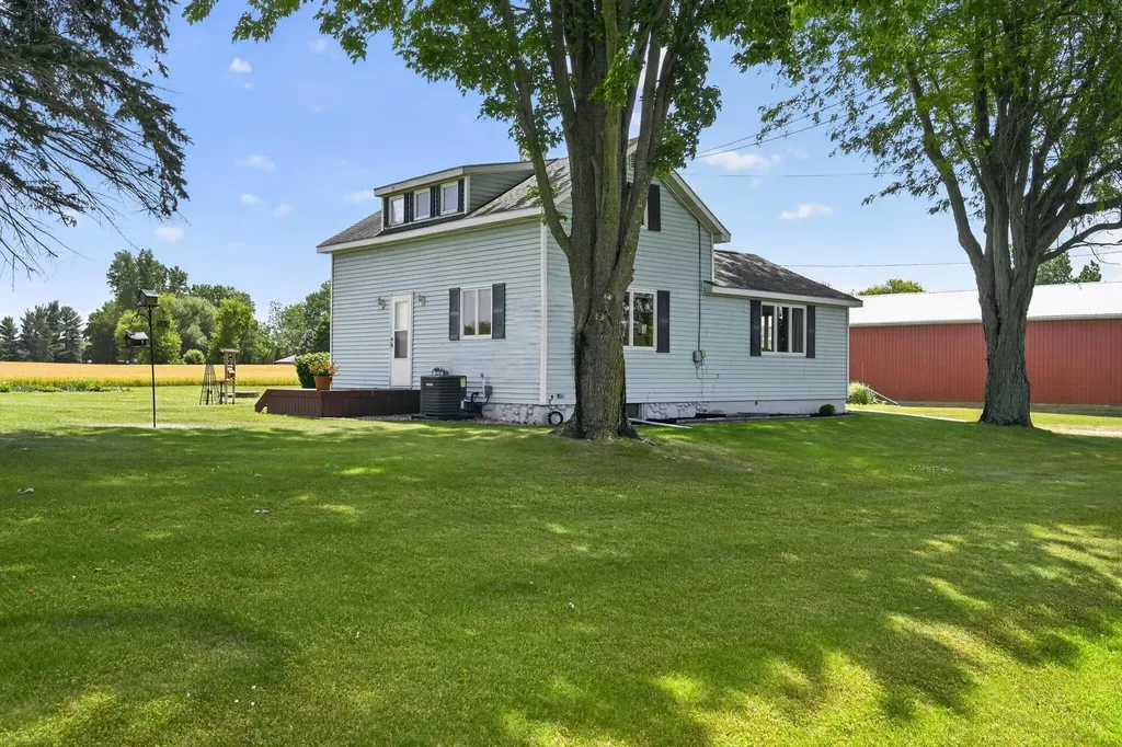 1253 S Waldron Road Crystal Township MI 48818