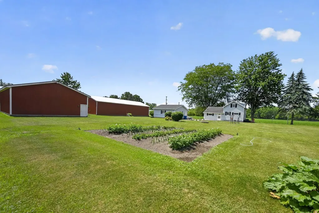 1253 S Waldron Road Crystal Township MI 48818