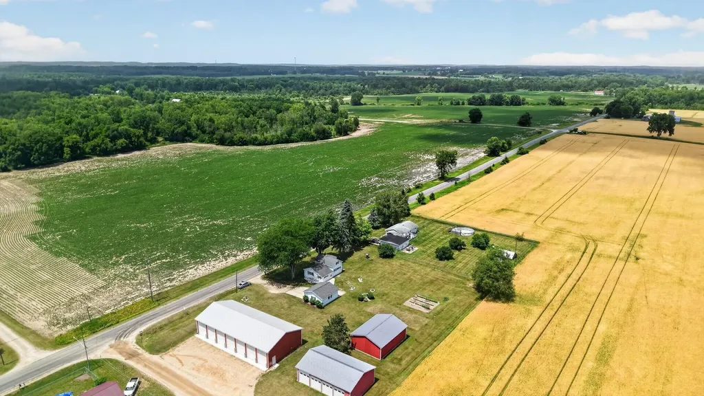 1253 S Waldron Road Crystal Township MI 48818
