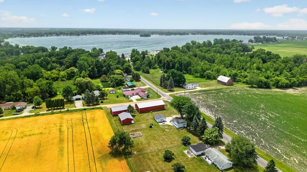 1253 S Waldron Road Crystal Township MI 48818