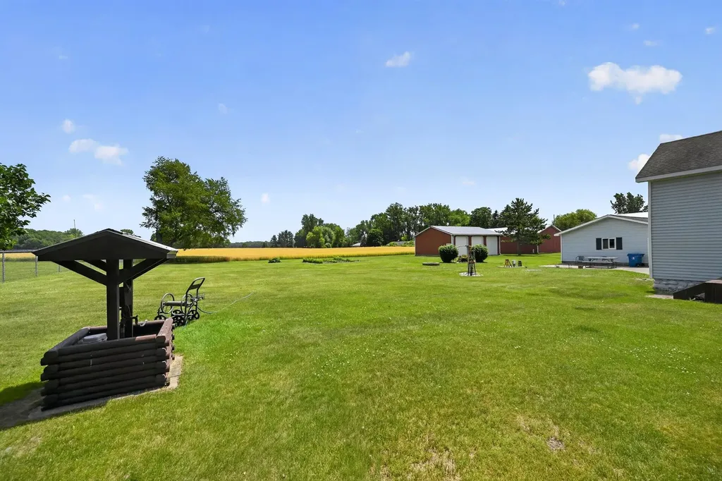1253 S Waldron Road Crystal Township MI 48818