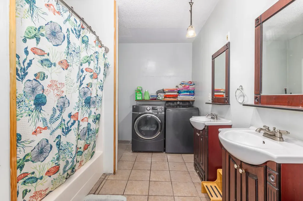 501 W Grove Greenville City MI 48838