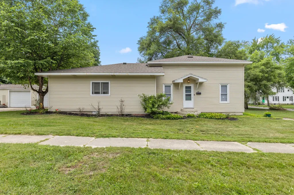 501 W Grove Greenville City MI 48838