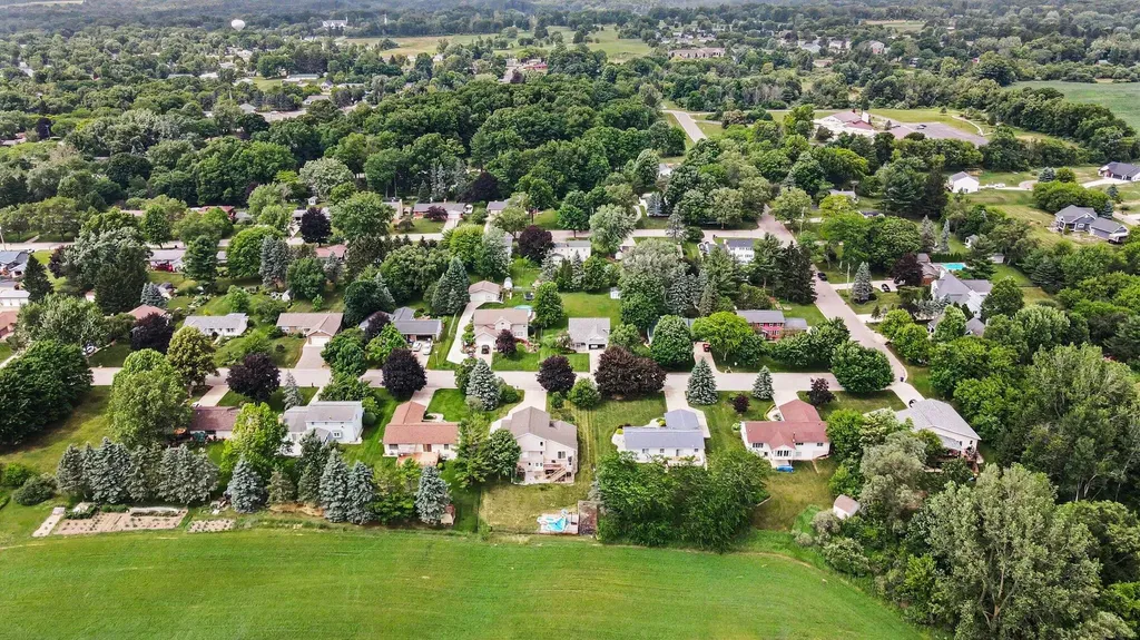 678 Apache Drive Fremont City MI 49412