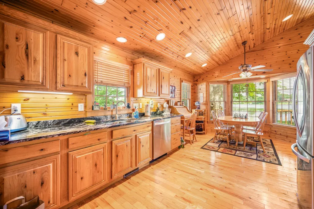 2541 Van Dyke Street Chester Township MI 49403