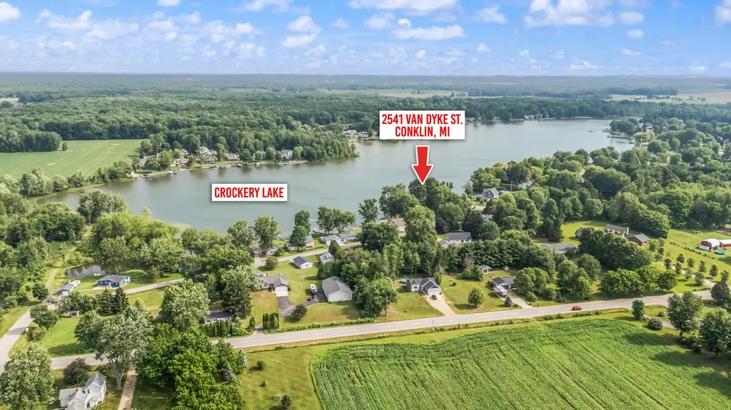 2541 Van Dyke Street Chester Township MI 49403
