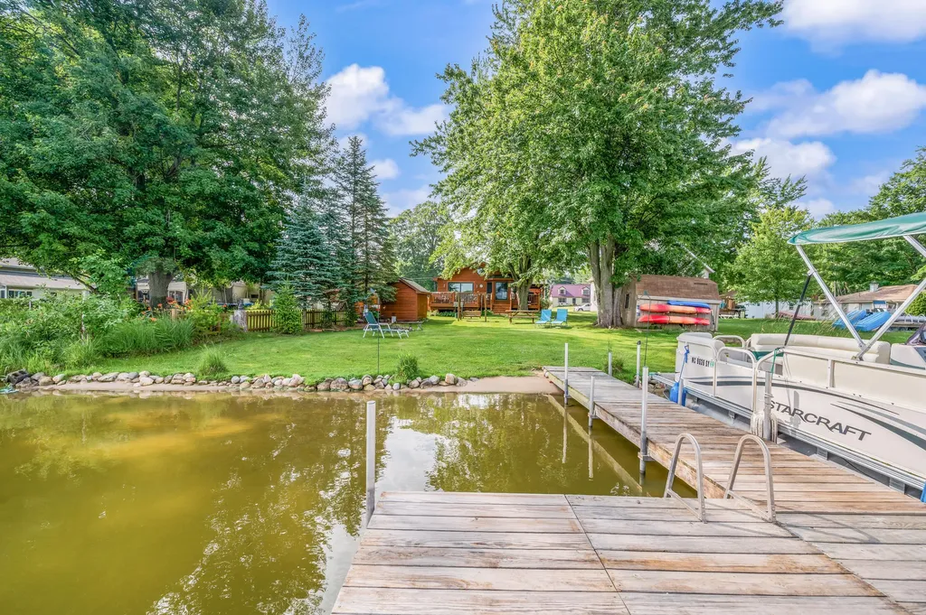 2541 Van Dyke Street Chester Township MI 49403