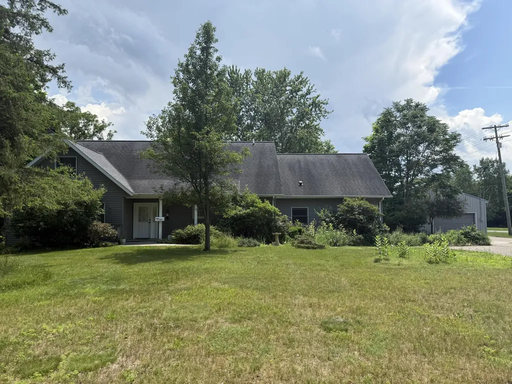8518 3rd Street Richland Township MI 48891