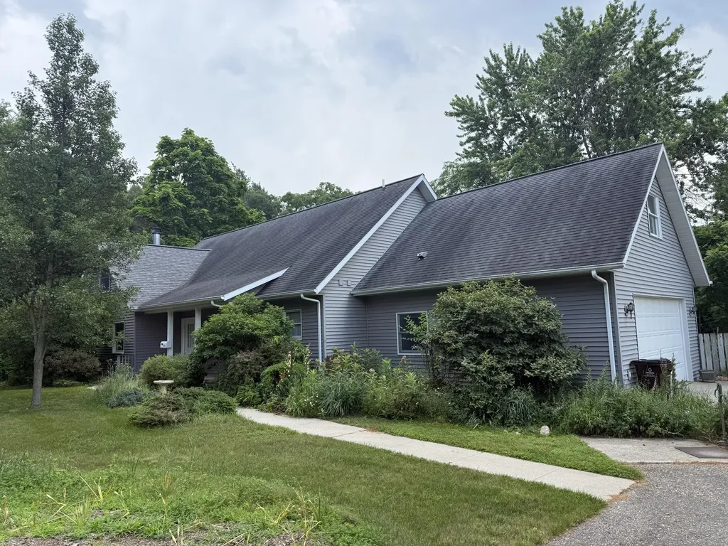 8518 3rd Street Richland Township MI 48891