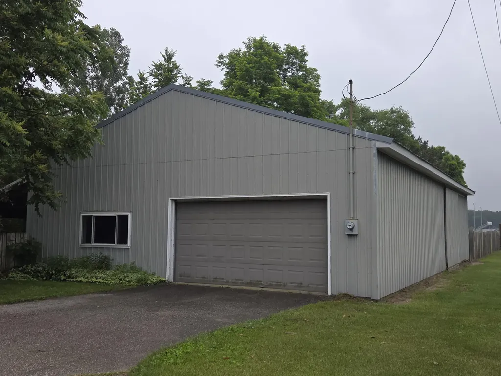 8518 3rd Street Richland Township MI 48891