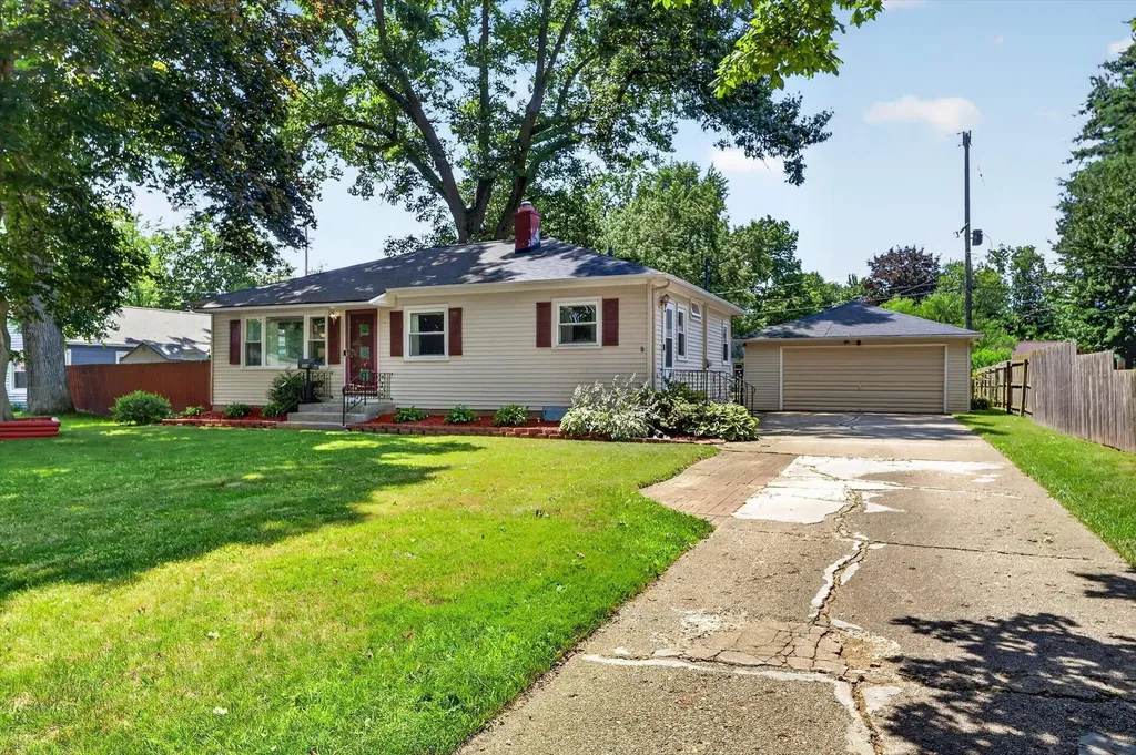309 N Lincoln Boulevard Battle Creek City MI 49015