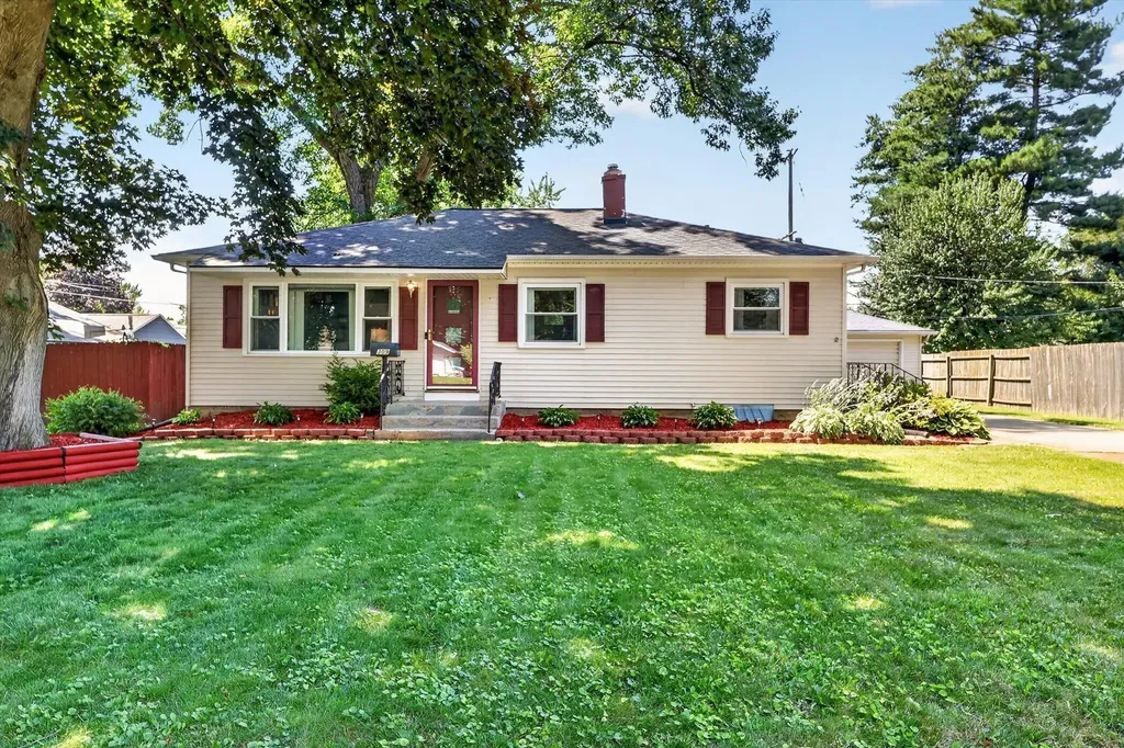 309 N Lincoln Boulevard Battle Creek City MI 49015