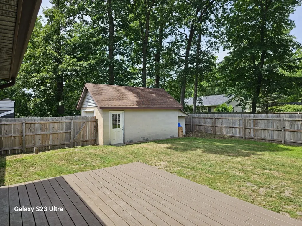 3074 Glenrick Avenue Muskegon Charter Township MI 49442
