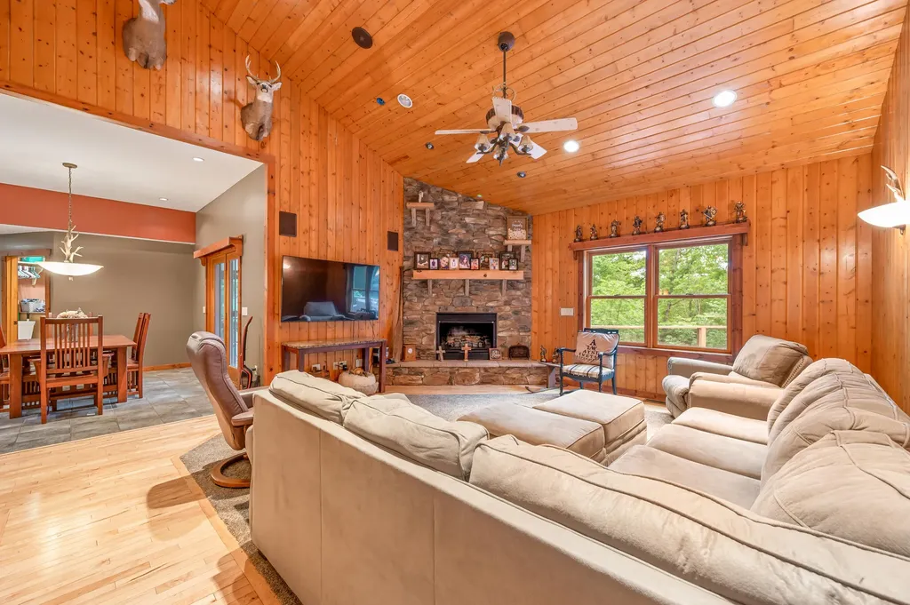10810 Ingersoll Drive Reynolds Township MI 49329