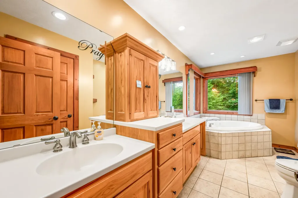 10810 Ingersoll Drive Reynolds Township MI 49329