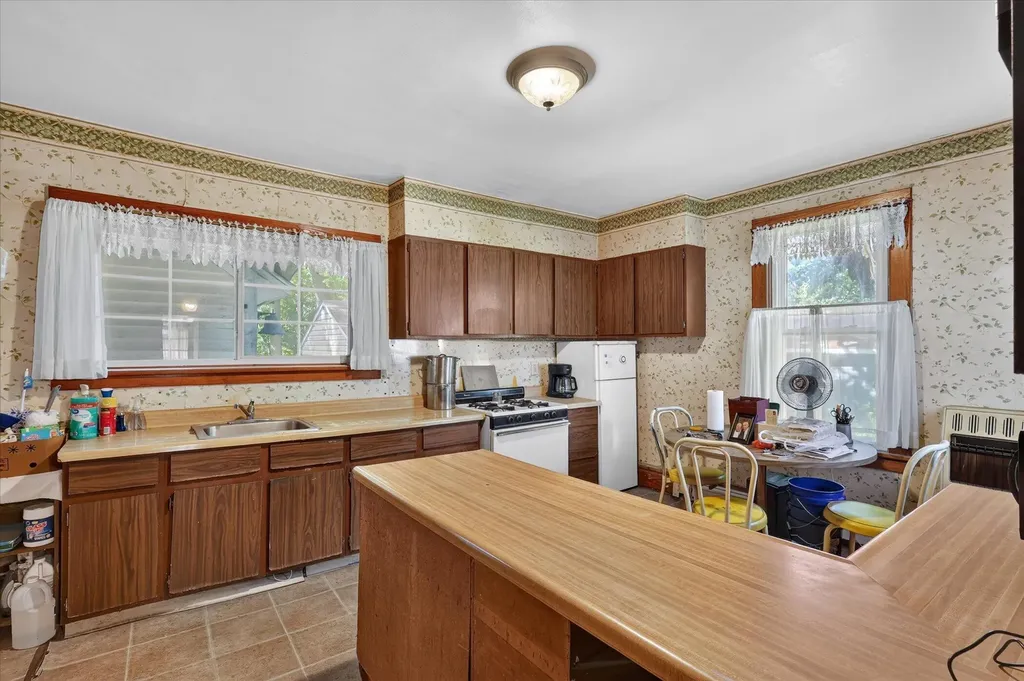 100 E Muskegon Street Cedar Springs City MI 49319