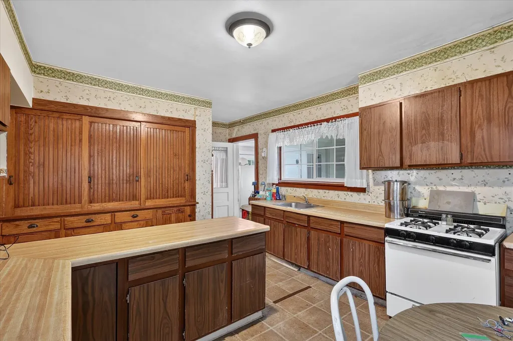 100 E Muskegon Street Cedar Springs City MI 49319