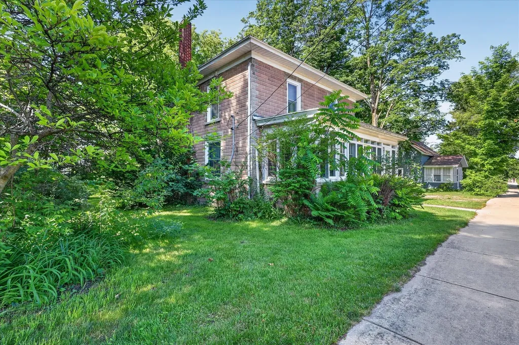 100 E Muskegon Street Cedar Springs City MI 49319