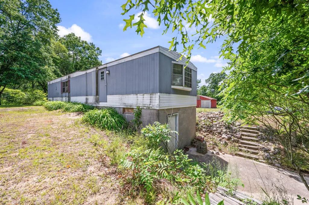 11592 80th Avenue Morton Township MI 49332